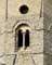 fenêtre avec arc en demi-cercle de Eglise Sinate-Gertrude à Bovekerke