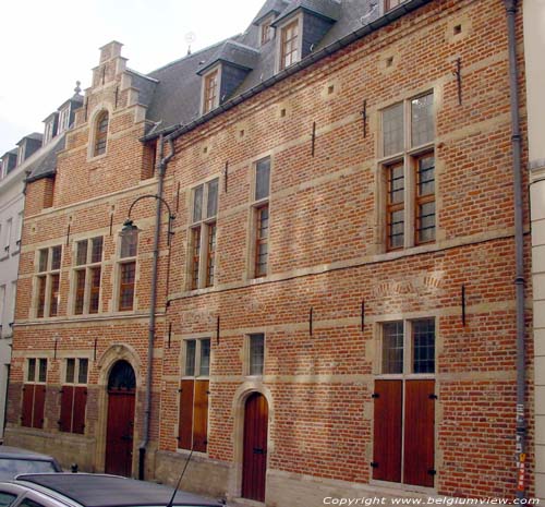 Oud herenhuis BRUXELLES photo 