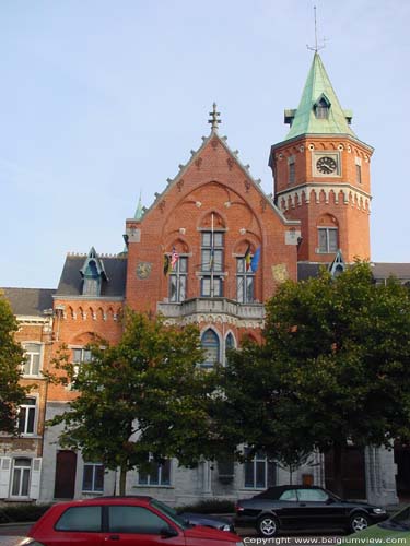 Oud gemeentehuis BRAINE-L'ALLEUD photo 