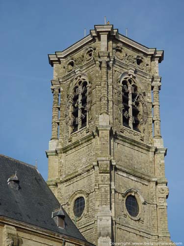 Abdij der Norbertijnen GRIMBERGEN foto Detail toren