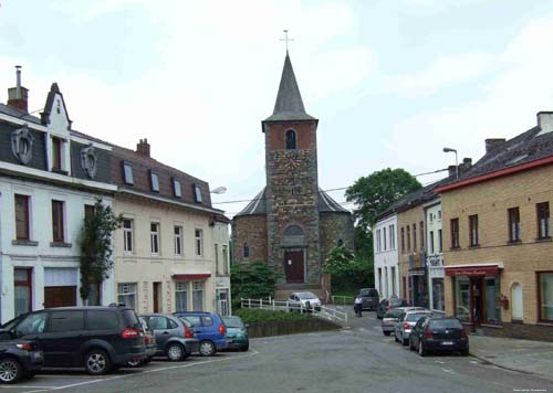 Kerk MONT-SAINT-GUIBERT photo 