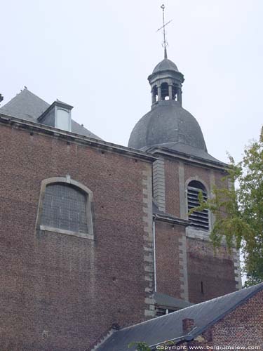 Sint-Guibertkerk GEMBLOUX foto Detail bovenaan