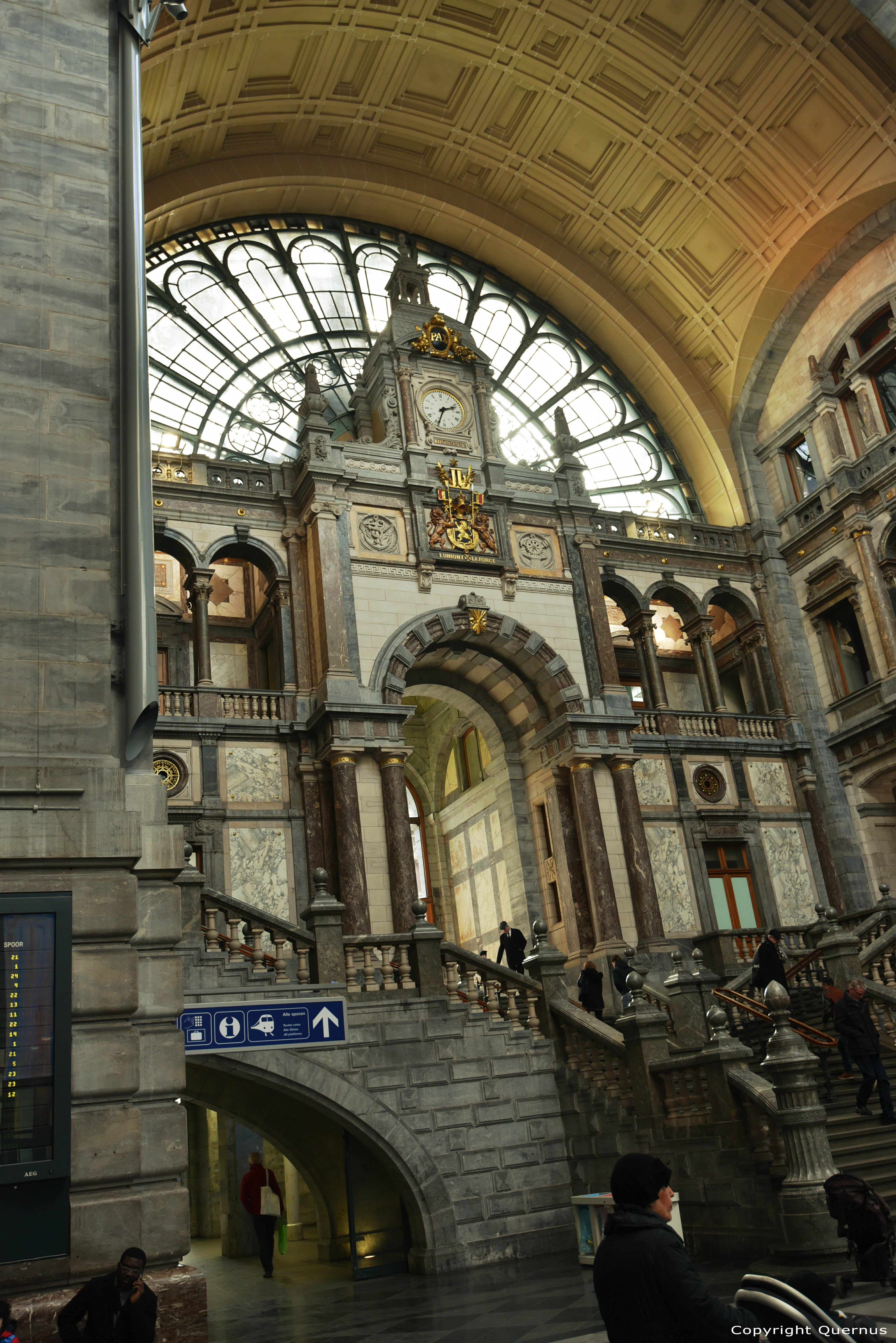 Gare Centrale ANTWERPEN 1 / ANVERS photo 