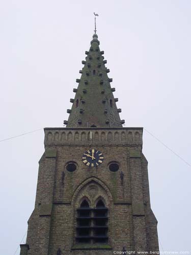 Sint-Wandregesiluskerk Beerst DIKSMUIDE foto Detail toren