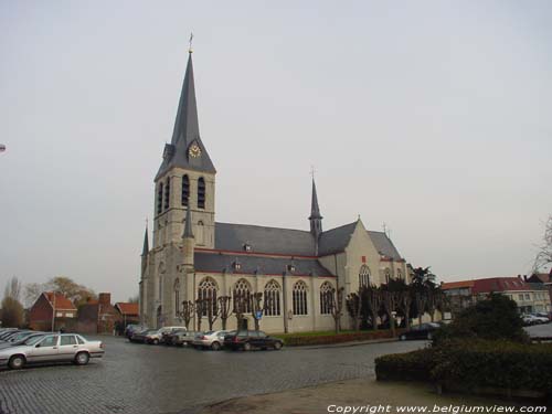 Onze-Lieve-Vrouwekerk (te Melsele) BEVEREN foto Zijaanzicht