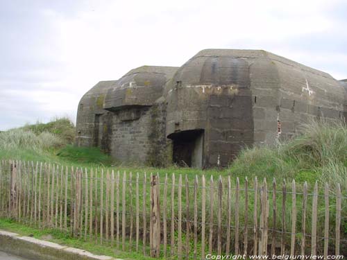 Bunkers van de Atlantikwall OOSTENDE foto Bunker iets verderop