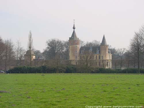 Kasteel van 's Gravenwezel SCHILDE foto  