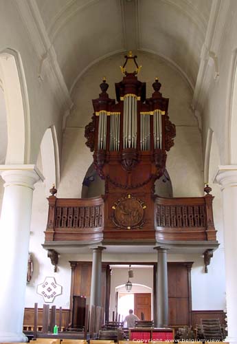 Sint-Pieter en Pauluskerk PULLE / ZANDHOVEN foto Barokke orgelkast uit 1740 door F.J.Verbruecken