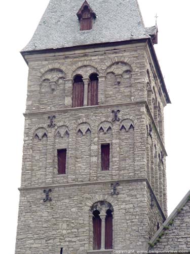 Sint-Jacobskerk GENT foto Versierde bovenste verdiepingen van de westertorens