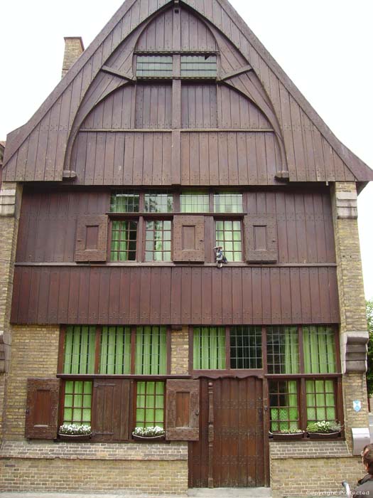 Old wooden house IEPER picture 