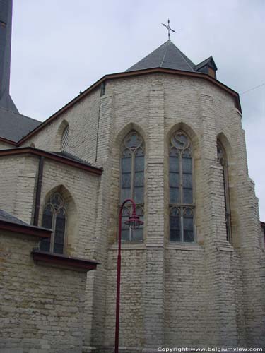 Sint-Christoffelkerk LONDERZEEL foto  Laatgotisch koor.