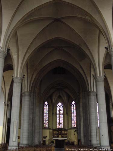 Eglise Saint-Nicolas LE ROEULX photo 