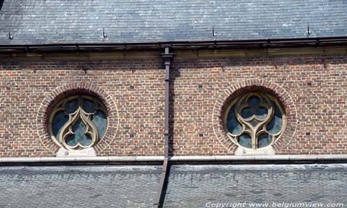 Sint-Mauruskerk HOLSBEEK foto 