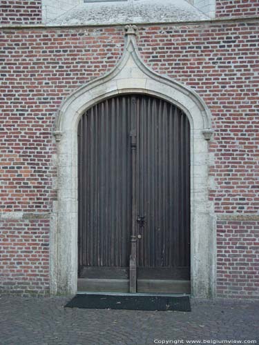 Sint-Michielskerk (te Oevel) WESTERLO foto 