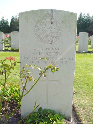 Brits Militair kerkhof NIEUWPOORT foto 