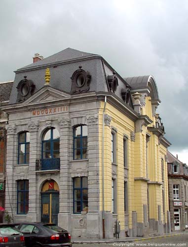 Town Hall CHIMAY picture 
