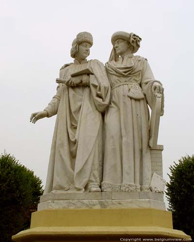 Statue des frres Van Eyck MAASEIK photo 