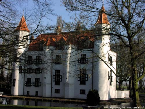 ter Leyen Castle (in Boekhoute) BOEKHOUTE / ASSENEDE picture 