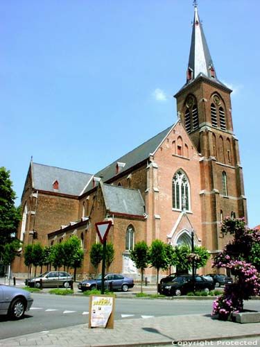Église Saint-Willibrordus KNESSELARE photo 