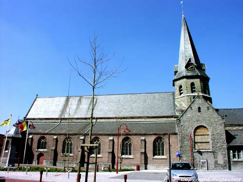 Eglise Sint-Radgundis (a Merendree) NEVELE photo Photo par Jean-Pierre Pottelancie (merci!)