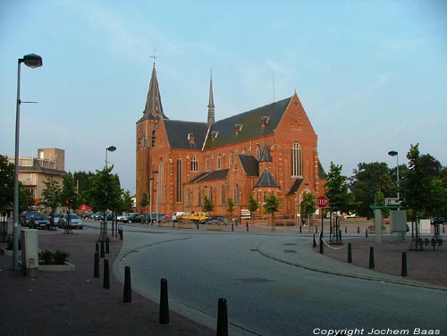 Sint-Lambertuskerk BEERSE foto 