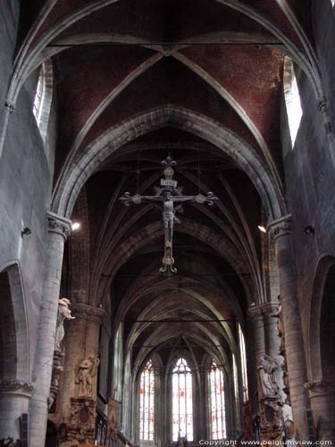 Eglise Saint Hermes et Crypte RENAIX photo 