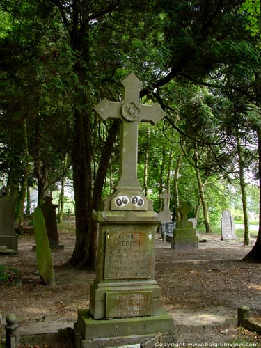 Graveyard Sint-Pietersveld RUISELEDE picture 