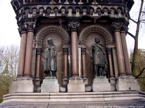 Statue de Charlemagne LIEGE 1 / LIEGE photo 