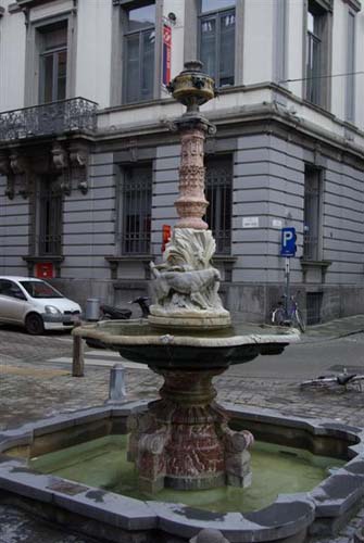 Small Fountain GHENT picture 