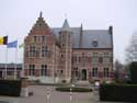 Town hall SINT-GILLIS-WAAS picture:  