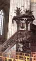 Sint-Walburgakerk VEURNE foto: Preekstoel van H.Pulincx de Oude uit 1727