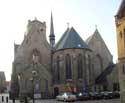 Sint-Nicolaaskerk VEURNE foto: Oostkant, met zicht op de 3 beukige hallenkerk, en de koorapsis.
